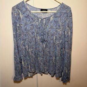 Vici Eminah Blue Paisley Front Tassel Tie Peasant Top Size Medium.